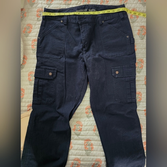 Duluth Dark Blue Cargo Pants Size Slim Leg 14X35 Firehose Curvesetter - Picture 5 of 6